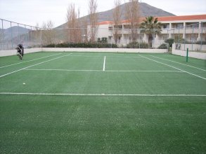 Tennis construction