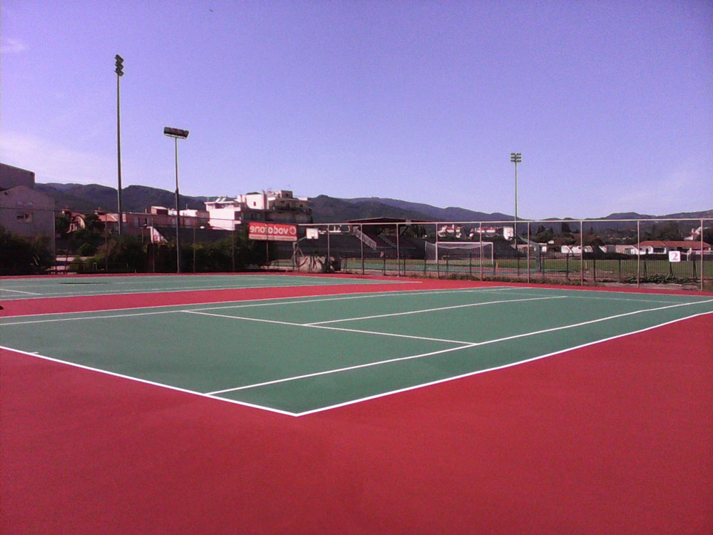 Tenis court construction