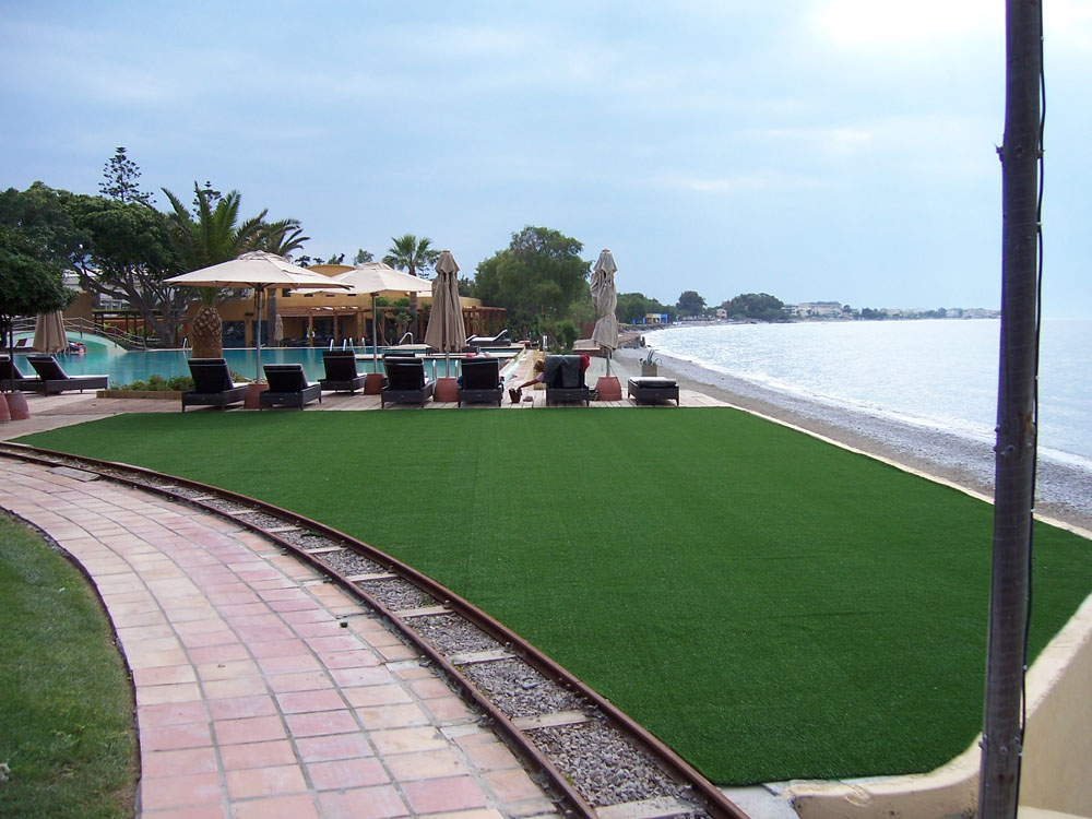 Outdoor decorative turf